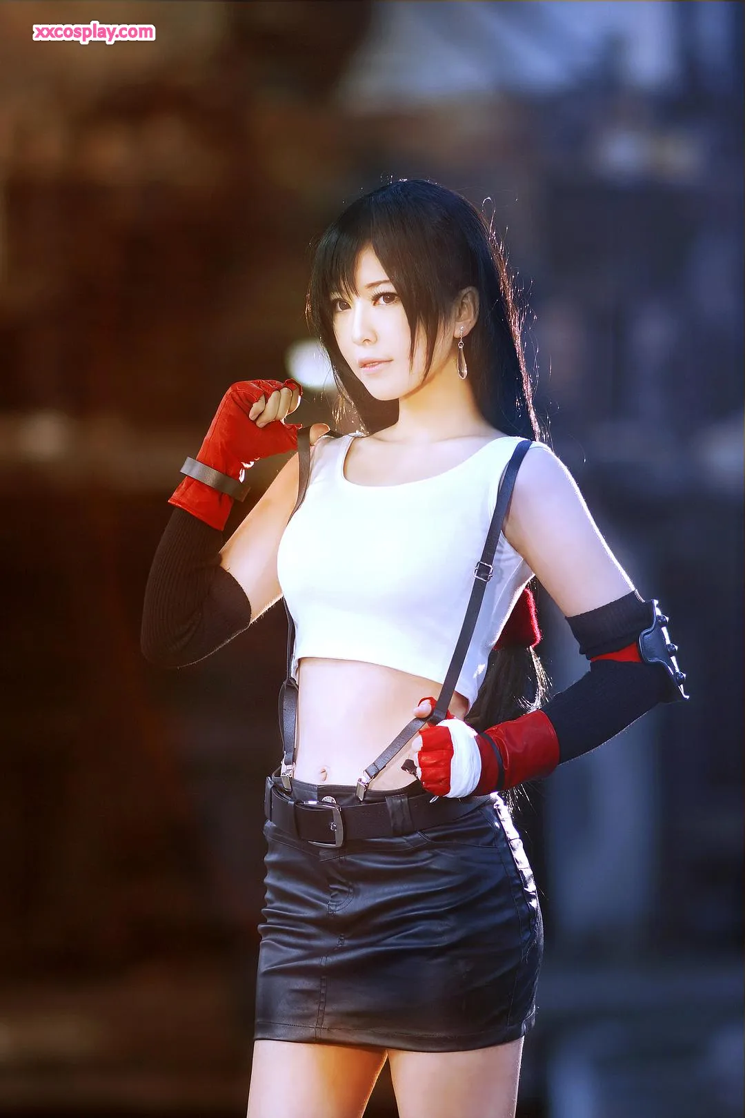 Banbanzi as Tifa Lockhart - Final Fantasy VII Cosplay